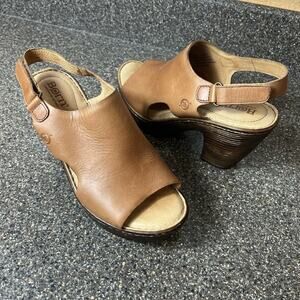 Born Comfort Heeled Sandals Womens Sz 7M Tan Leather Slip On Sling Back Peep Toe